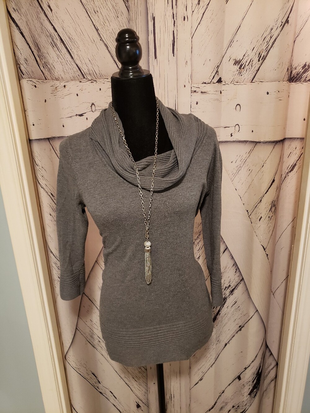 Suzy Shier Gray Cowl Neck Women's Sweater